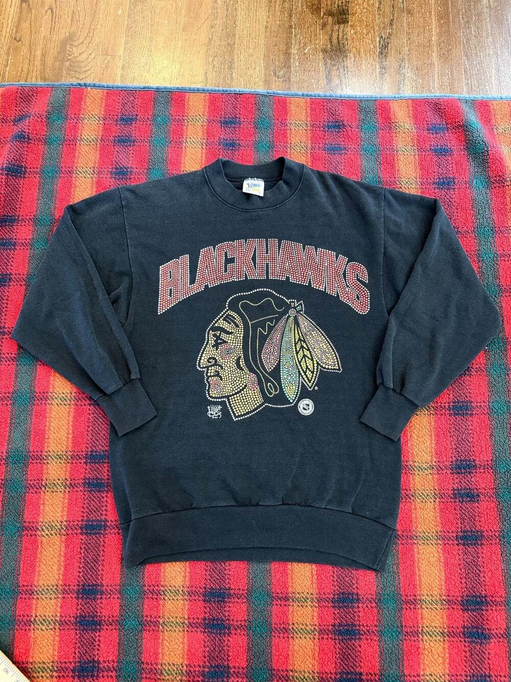 Vintage 1990 Chicago Blackhawks NHL Studded Graphic Crewneck Sweatshirt